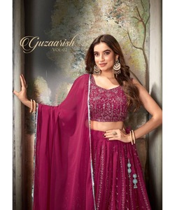 LehengaCholi brodé pour femme en lavande avec chemisier à paillettes - Product Image 6