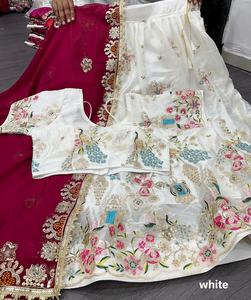 งานปักหนักประดับด้วยเลื่อมและด้าย พร้อมด้วยงานลูกปัดแบบลาตาคันโดริ - Product Image 6