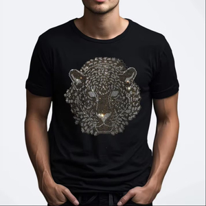 Camiseta de hombre con diseño personalizado de diamantes de imitación, 100% algodón, corte holgado, estilo veraniego y brillante. - Product Image 1
