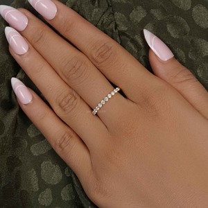 Anillo de boda de oro sólido de 14K con diamante cultivado en laboratorio certificado IGI por encargo, joyería de lujo al precio más bajo - Product Image 6