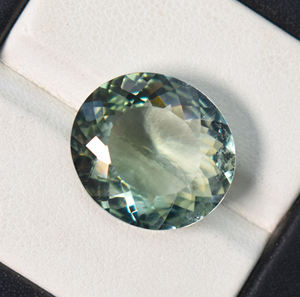 Gema Ovalada de Amatista Verde de 10.50 Quilates, Gema de Amatista de Laboratorio Impecable de 16.5X15 mm, Gema Suelta para la Elaboración de Joyas - Product Image 3