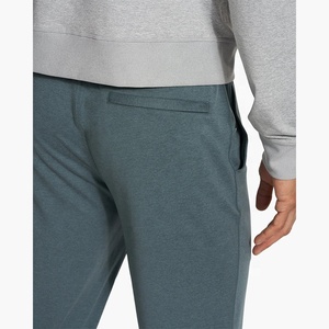 Pantalon de jogging pour homme en polyester et élasthanne, coupe slim, avec poche latérale, taille élastique respirante et personnalisable - Product Image 3