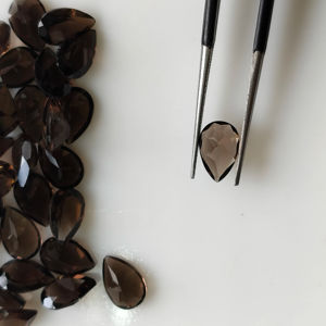 ควอตซ์สโมคกี้ธรรมชาติ 9x6 มม. ทรงลูกแพร์ คุณภาพดีที่สุด สำหรับทำเครื่องประดับ - Product Image 2