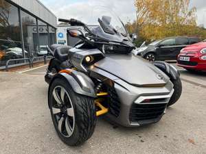 La Mejor Oferta en Motocicletas Deportivas Spyder Usadas en Perfecto Estado, Motocicletas de Carreras en Venta - Product Image 5