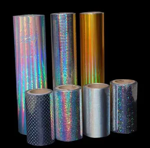 Film adhésif holographique métallisé en PET en gros, rouleau pour emballage, lamination, effet arc-en-ciel brillant, décoratif, en vrac - Product Image 3