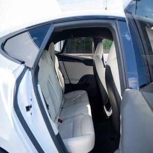 2021รถยนต์ไฟฟ้าพรีเมี่ยม | ระยะยาว | พลังงาน AWD - Product Image 5