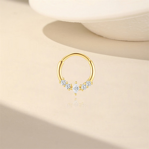 Mạ Vàng S925 Sterling Silver mũi xuyên cổ điển thiết kế tối giản với Cubic Zirconia, không gây dị ứng mũi <span class=keywords><strong>Stud</strong></span> đồ trang sức - Product Image 2