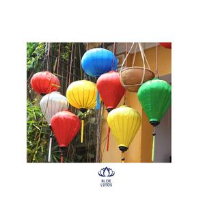Farol de Seda de Bambú con Muchas Formas, Estilo Hada, Pintado a Mano, Artículo Decorativo Hecho a Mano, HOI AN VN - Product Image 1