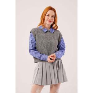 Suéter de Punto Gris para Mujer Lustrin con Cuello Camisero Elegante y Detalles en las Mangas, Corte Estándar, Top Pullover al por Mayor - Product Image 4