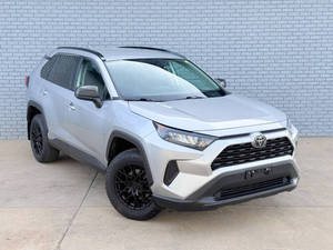 Voitures d'occasion les plus vendues 2021 RAV.4 L.E AWD 4dr S.U.V - Product Image 4