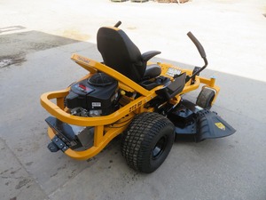Cortacésped industrial amarillo de 4 tiempos con giro cero, de 24 HP y doble eje, ODM, para jardín, granja y senderos. - Product Image 1