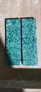 Fournisseur de pierres de recona rose avec des écailles bleues Hipnosys - Product Image 5