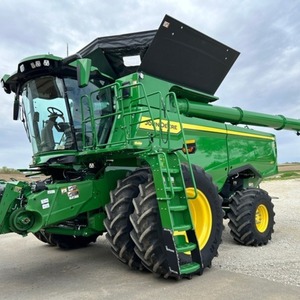 Best Quality Used Combine <b>Harvesters</b> for <b>Corn</b> Cassava & Garlic with 1 Year Warranty Core Built Durability ready for sale - Product Image 4