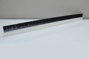 Industrial Strip <b>Brush</b> for Thread Combing - Product Image 3