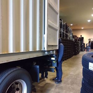 High Quality Used Car Tyres Wholesale 205/55R16 195/65R15 225/45R17 265/70R17 Cheap Bulk Supply - Product Image 3