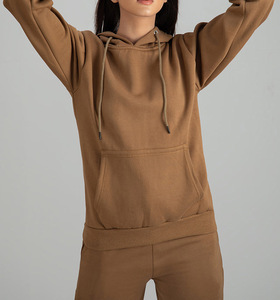 Tenues streetwear respirantes 2 pièces pour femmes : sweat-shirt à col montant et fermeture éclair à manches longues et ensemble jogging - Product Image 3