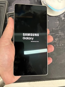 Nuevo Samsung Galaxy S24 / S25 Ultra 5G a Precio Accesible, 12GB de RAM, 512GB, Desbloqueado, Pantalla AMOLED2X QHD+ Dinámica de 6.8 Pulgadas, Teléfono Inteligente 5G - Product Image 3