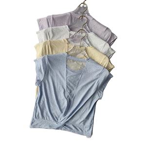 Chaqueta para correr ajustada con cremallera de secado rápido para mujer, ropa exterior dryfit, chaqueta de entrenamiento de yoga con orificio para el pulgar - Product Image 1