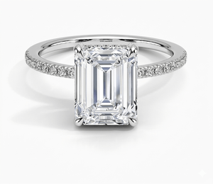 Anillo de Compromiso con Diamante Cultivado en Laboratorio con Corte Esmeralda Infinity Edge y Banda de Diamantes Halo para Mujer, Chapado en Oro de 18K - Product Image 1