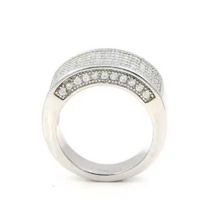 Anillo de hombre de oro blanco de oro amarillo y anillo de bodas de corte redondo para él - Product Image 5