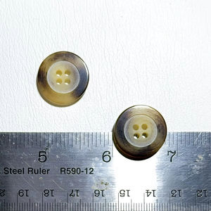 Botones de Cuerno de Búfalo Natural al por Mayor, Acabados y Coloridos para Accesorios de Ropa, Alta Calidad - Product Image 1