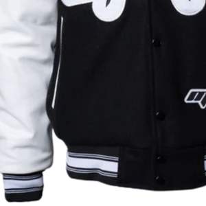 Veste universitaire noire pour homme avec manches contrastées, patch en chenille sur la poitrine, boutons sur le devant, col côtelé, vêtement décontracté - Product Image 5