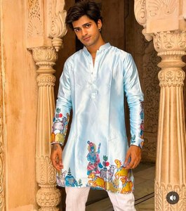 โพลีผ้าผสมฝรั่งเศสแฟนซีสำหรับผู้ชายสำหรับ kurtas และ sarees - Product Image 1