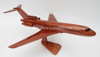 Gia Nhien Fabricant Approuvé Conception Personnalisée Avion en Bois Bas Boeing 727 _ MODÈLE ARTISANAT EN BOIS DE HAUTE QUALITÉ