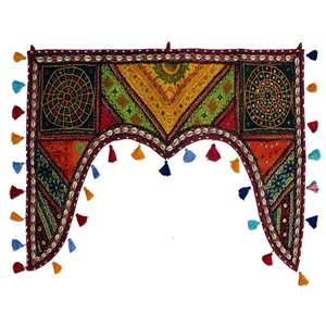 Décoration murale indienne bohème brodée à la main, toran ethnique, cantonnière abstraite, décoration traditionnelle pour salon, art décoratif Diwali - Product Image 1