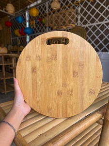Pizza en bois de bambou personnalisé Peel Paddle et planche à découper avec poignée de haute qualité du Vietnam - Product Image 3