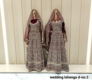 ชุดสนามหญ้าสไตล์อินเดียสำหรับสุภาพสตรีชุดปาร์ตี้ - Product Image 3