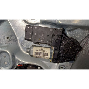 Mécanisme de levage de la vitre avant. SX VOLKSWAGEN Passat Berline 2ème Série 3 B1837461 AFN (96>00) - Product Image 2