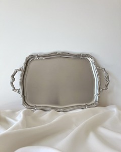 Bandeja moderna de acero inoxidable de alta calidad con base antideslizante y patrones decorativos para servicios de hostelería y catering - Product Image 6