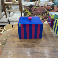 Neue Ankunft hand gefertigte MDF quadratische Geschenk box mit Deckel HNH Craft Lack gestreifte Form Box Custom Design und Logo aus Vietnam