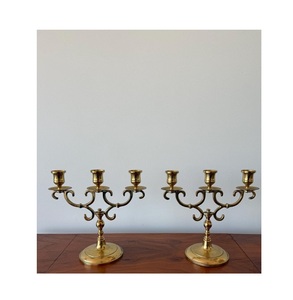 Candelabre en métal de qualité supérieure, porte-bougie multiple, parfait pour la décoration de mariage, l'ambiance de la maison et les accents classiques de la pièce - Product Image 2