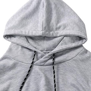 Sweats à capuche courts personnalisés pour femmes, couleur unie, respirants, anti-boulochage, en tissu canvas, vente en gros pour la saison hivernale - Product Image 4