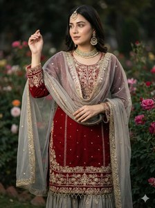 Vestido Salwar Kameez de Dubái para fiestas y eventos, último diseño, hecho a mano, con patrón único y elegante, para mujer. - Product Image 3