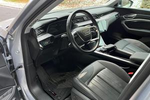 Auto Usado Confiable, Audi e-tron Premium Plus 2021, Doble Motor, Tracción en las Cuatro Ruedas - Product Image 6