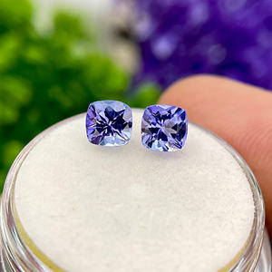 Paire de tanzanite naturelle 5MM taille coussin bleu pierre précieuse forme hexagonale Loupe pour la fabrication de bijoux en vrac en gros - Product Image 4
