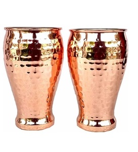 Vaso de Cóctel de Cobre Hecho a Mano con Acabado Martillado, Diseño de Lujo, Venta Caliente, Marca TQC, 300 ml, para Uso en Restaurantes, Bares y Hoteles - Product Image 1