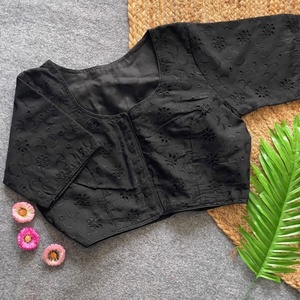 คอลเลคชั่นล่าสุด เสื้อผ้าฝ้ายแคมบริคเรียบง่ายสำหรับผู้หญิง ดีไซน์ใหม่จากผู้ผลิตในอินเดีย ราคาถูก พร้อมจำหน่าย - Product Image 1