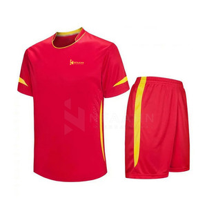 Offre Spéciale – Tenue de Volleyball Personnalisée en Polyester à Séchage Rapide et Respirant – Qualité Supérieure pour l'Entraînement (Ensemble Complet) - Product Image 1