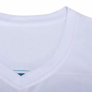 Uniforme de Baloncesto Personalizado de Alta Calidad, 100% Poliéster, Talla Grande, Transpirable, Absorbe la Humedad, Ropa Deportiva para Exteriores - Product Image 4