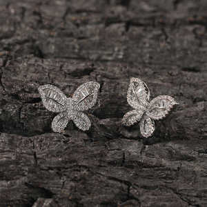 Nouvelle arrivée à la mode Hiphop mode CZ glacé papillon boucles d'oreilles rappeur bijoux pour femmes homme en gros - Product Image 1