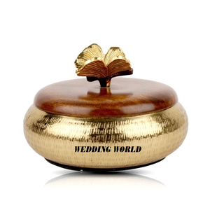 Pot à bonbons en métal décoratif pour cuisine et hôtel Qualité supérieure Vente en gros Fait à la main Serveur de noix Vente en gros Pot à fruits secs en métal - Product Image 4