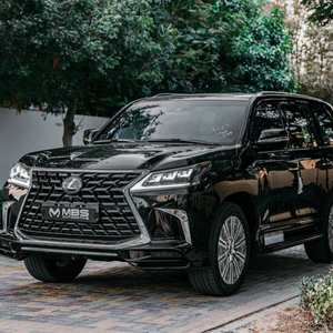 LX570 2021 SUV Usada con Tracción en las Cuatro Ruedas, Asientos de Cuero, Interior Oscuro y Techo Panorámico - Product Image 4