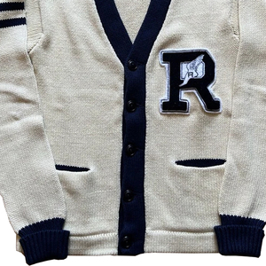 Cardigan en tricot unisexe d'hiver avec décoration brodée et motif patchwork, respirant et à séchage rapide, en laine/acrylique - Product Image 3