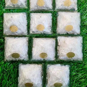 Pyramide d'orgonite en sélénite, générateur d'énergie, triangle, pyramide d'orgonite en sélénite pour la méditation, le yoga, l'énergie positive, cristal - Product Image 4