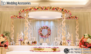 Mandap de Madera Tradicional Indio Triveni para Bodas, Mandaps de Triple Columna en Oferta, Área de Pasarela en Venta Directa de Fábrica en Australia - Product Image 3