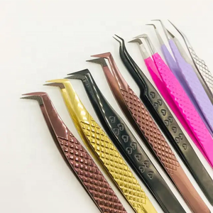 Plasma noir et or rose avec pointe en fibre plaquée or poignée de conception personnalisée Logo personnalisé professionnel meilleure pince à épiler pour extension de cils - Product Image 1